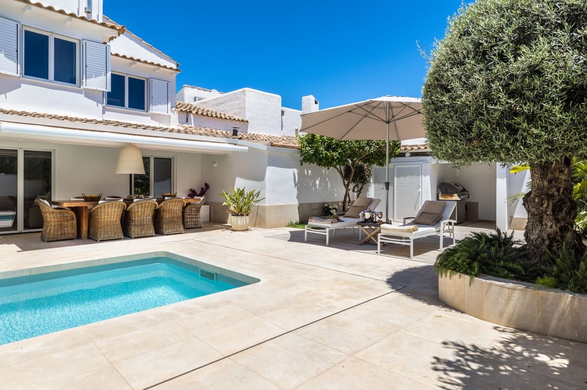 3 soverom Villa til salgs i Sol de Mallorca med svømmebasseng - € 2 450 000 (Ref: 8931512)