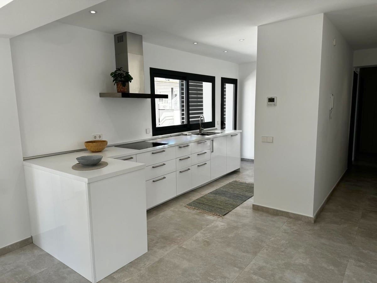 8 soveværelse Byhus til salg i L'Arenal / S'Arenal - € 2.250.000 (Ref: 8969706)