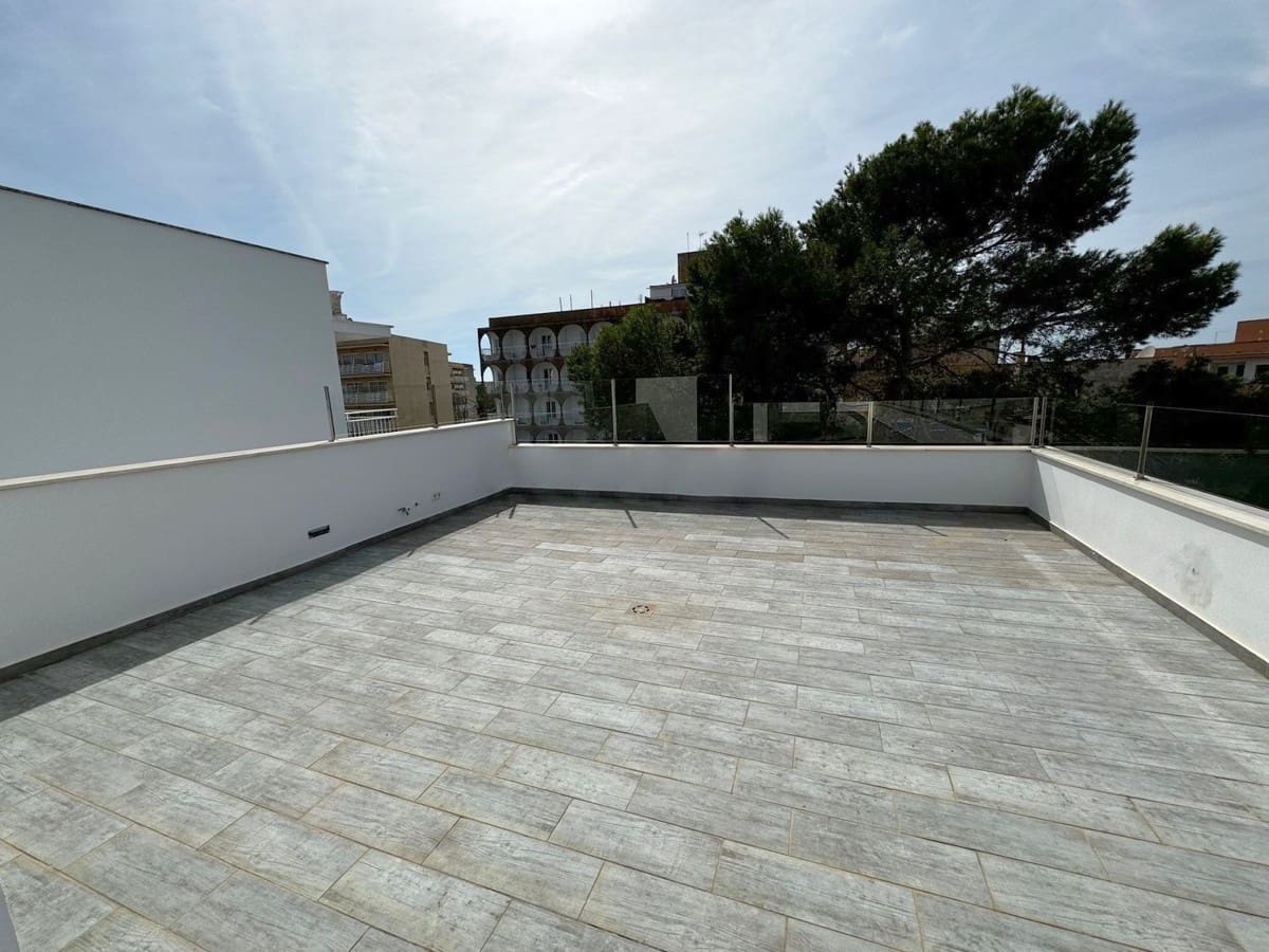 8 soveværelse Byhus til salg i L'Arenal / S'Arenal - € 2.250.000 (Ref: 8969706)