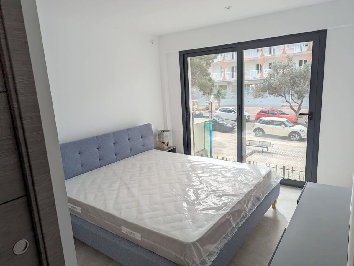 8 soveværelse Byhus til salg i L'Arenal / S'Arenal - € 2.250.000 (Ref: 8969706)