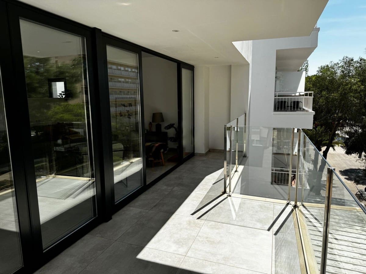 8 soveværelse Byhus til salg i L'Arenal / S'Arenal - € 2.250.000 (Ref: 8969706)