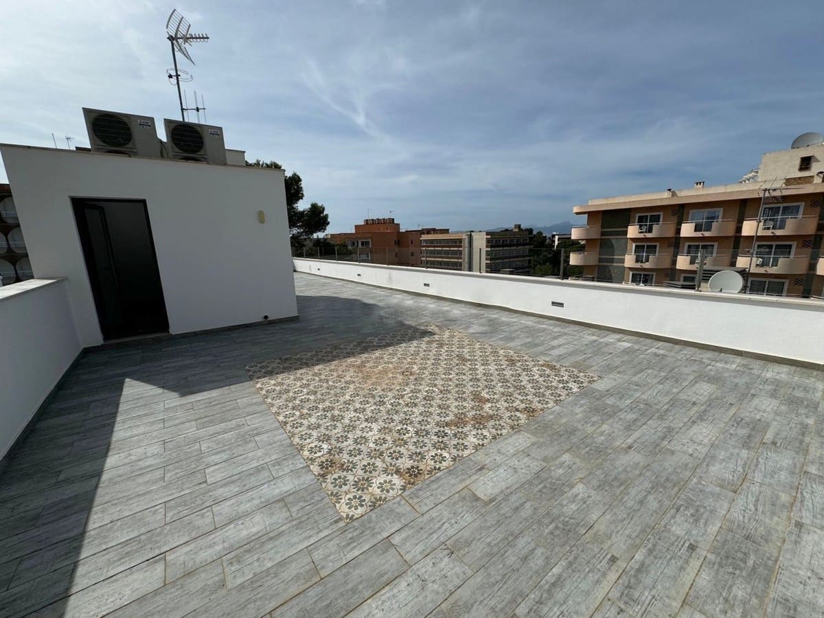 8 soveværelse Byhus til salg i L'Arenal / S'Arenal - € 2.250.000 (Ref: 8969706)