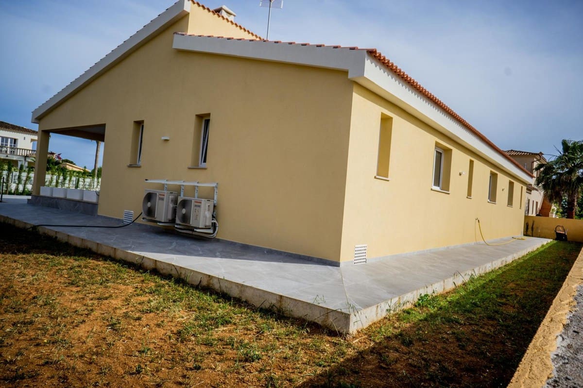 3 soveværelse Villa til salg i Sa Rapita / La Rapita med swimmingpool - € 1.099.000 (Ref: 8977744)