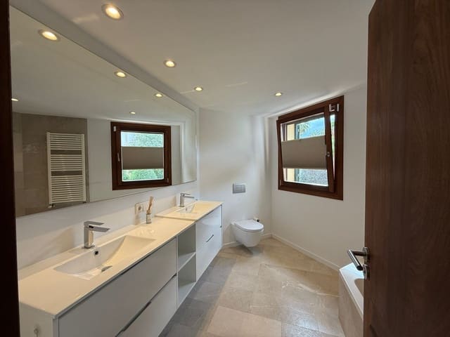 5 chambre Villa/Maison à vendre à Santa Ponsa, Calvià avec piscine - 2 500 000 € (Ref: 8977746)