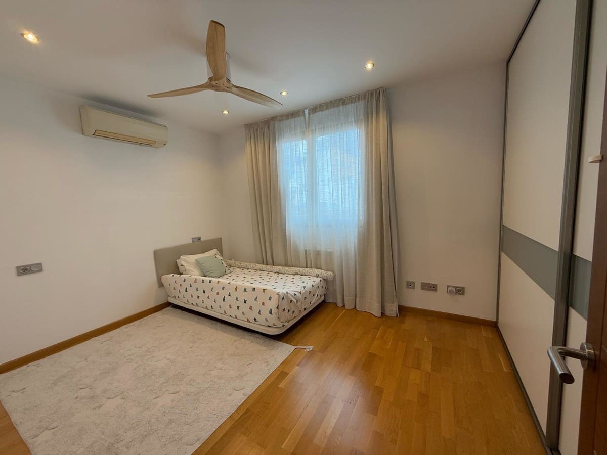 4 soverom Villa til salgs i Palma de Mallorca med svømmebasseng - € 930 000 (Ref: 8981907)