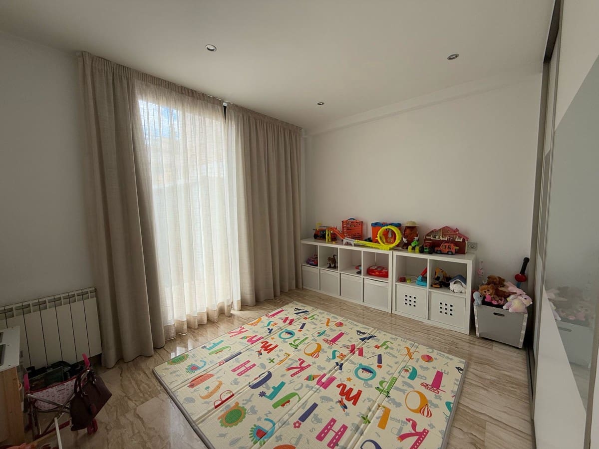 4 soverom Villa til salgs i Palma de Mallorca med svømmebasseng - € 930 000 (Ref: 8981907)