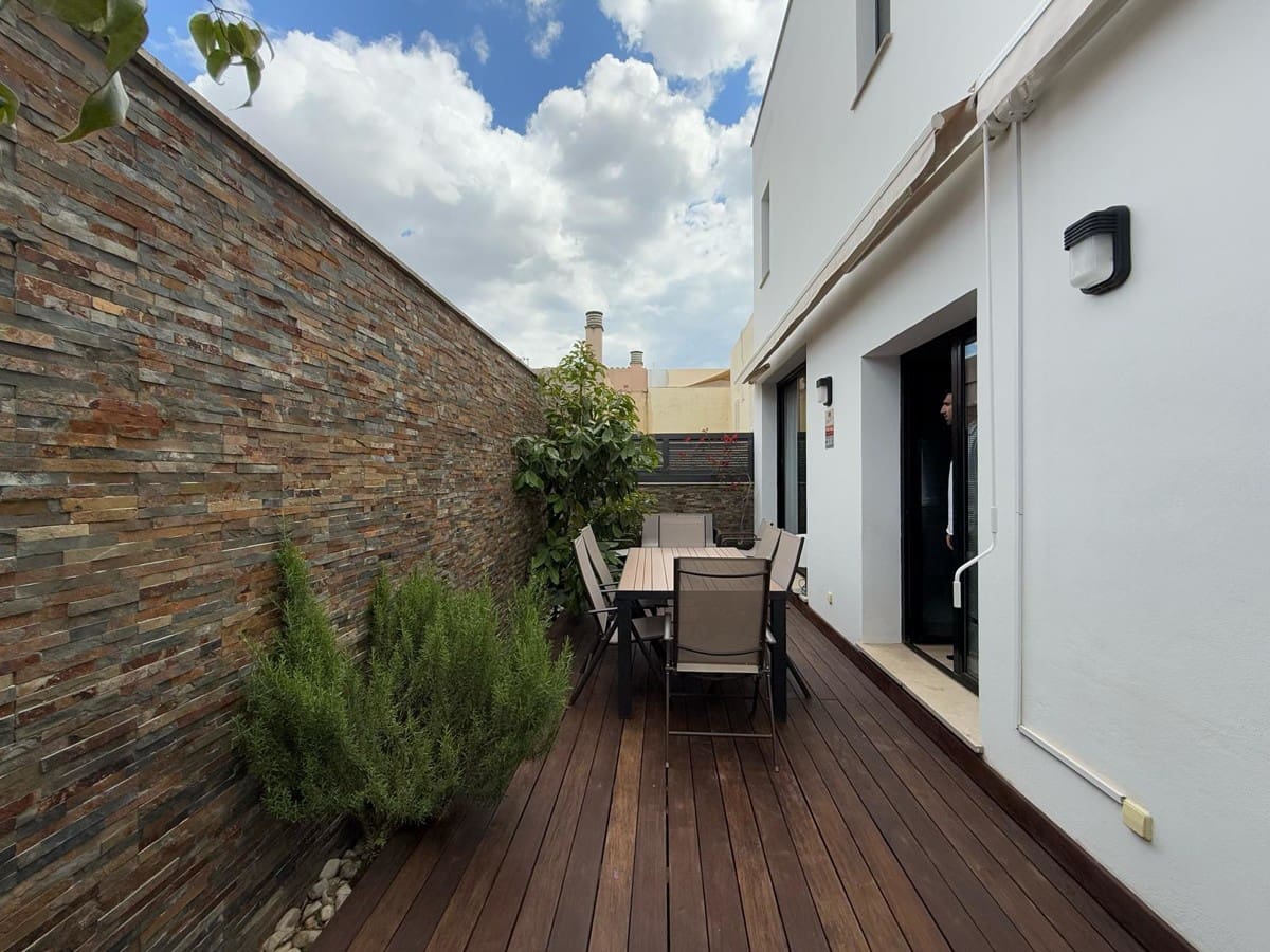 4 soverom Villa til salgs i Palma de Mallorca med svømmebasseng - € 930 000 (Ref: 8981907)