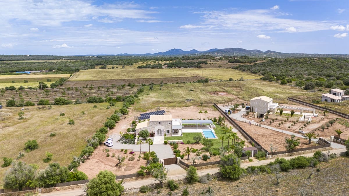 3 camera da letto Finca/Casa di Campagna in vendita in Ses Salines con piscina - 3.695.000 € (Rif: 8983245)