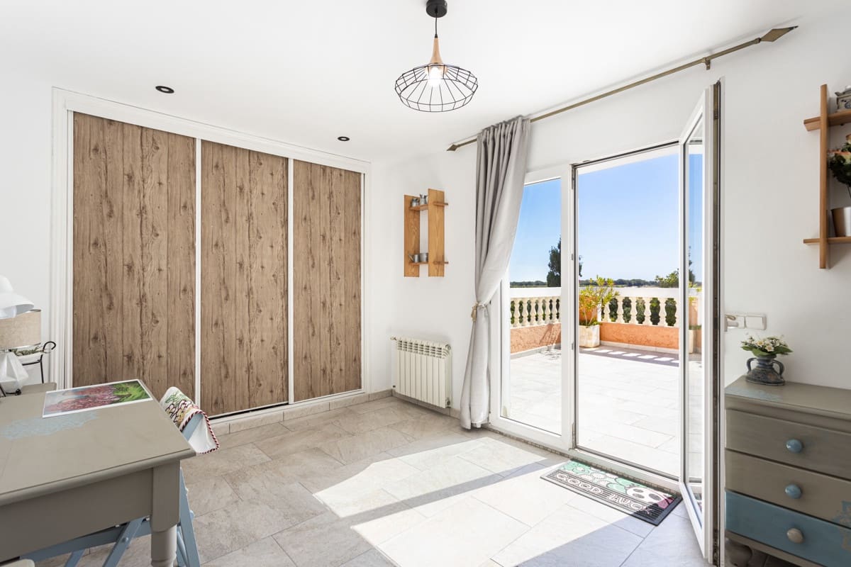 4 soveværelse Villa til salg i El Toro / Port Adriano med swimmingpool - € 1.650.000 (Ref: 9002358)