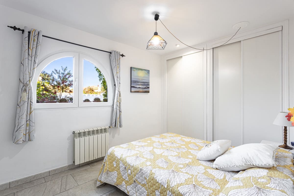 4 soveværelse Villa til salg i El Toro / Port Adriano med swimmingpool - € 1.650.000 (Ref: 9002358)