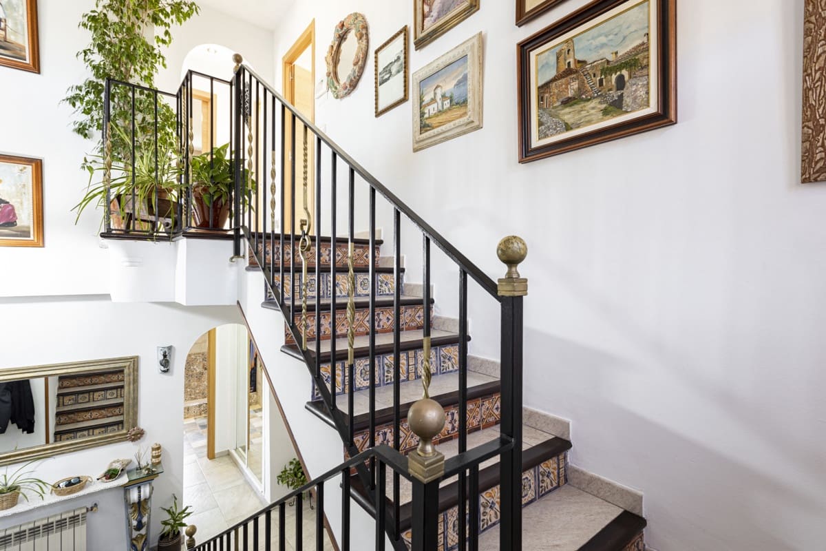 4 soveværelse Villa til salg i El Toro / Port Adriano med swimmingpool - € 1.650.000 (Ref: 9002358)