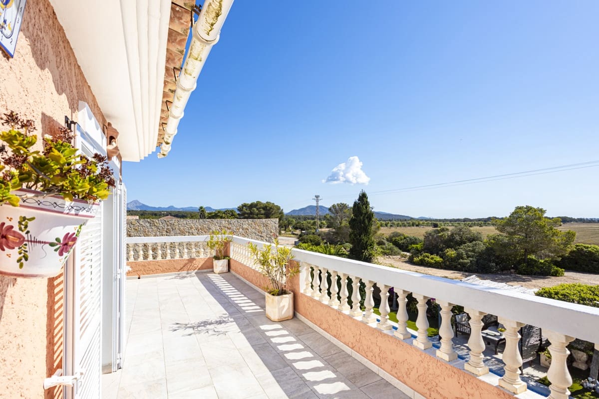 4 soveværelse Villa til salg i El Toro / Port Adriano med swimmingpool - € 1.650.000 (Ref: 9002358)