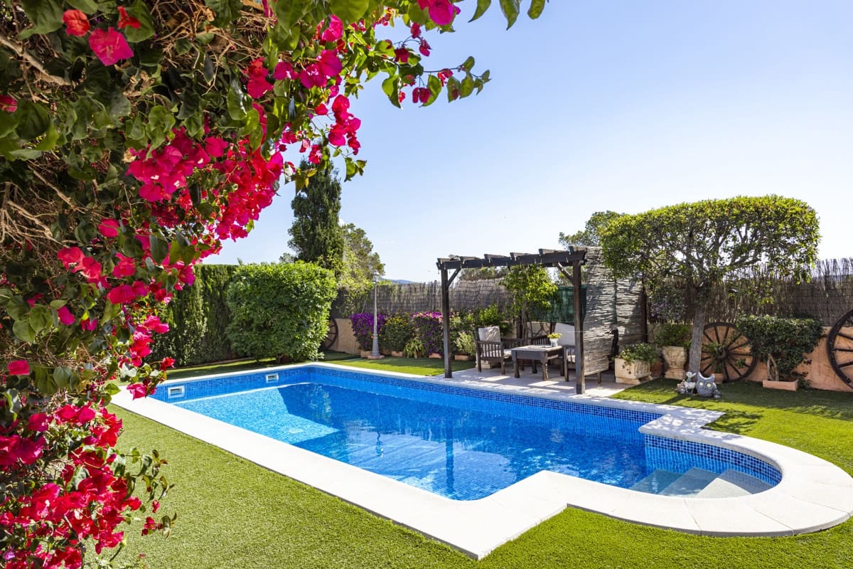 4 soveværelse Villa til salg i El Toro / Port Adriano med swimmingpool - € 1.650.000 (Ref: 9002358)