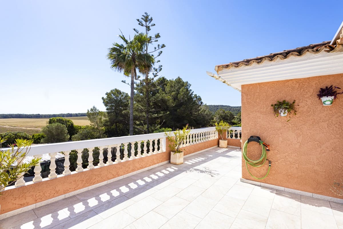 4 soveværelse Villa til salg i El Toro / Port Adriano med swimmingpool - € 1.650.000 (Ref: 9002358)