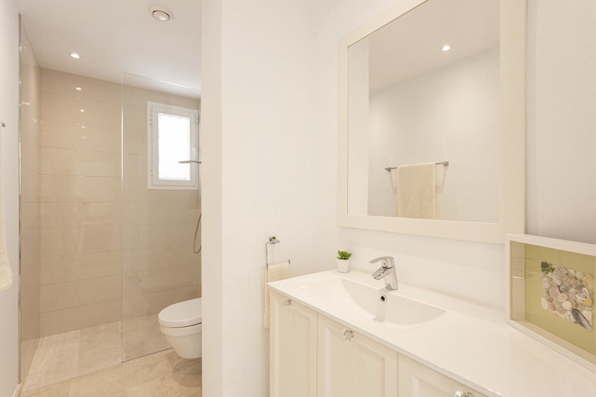 5 soveværelse Villa til salg i Torrenova med swimmingpool - € 8.200.000 (Ref: 9031171)