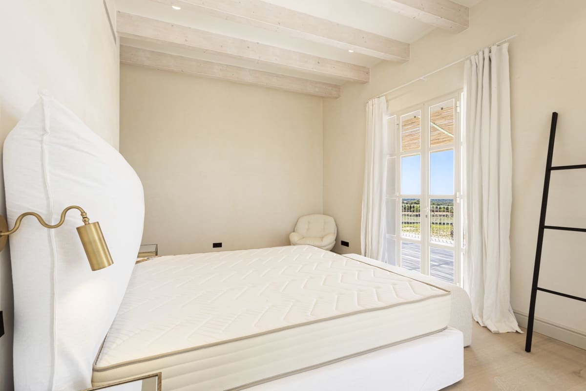 4 soveværelse Finca/Landehus til salg i Santanyi med swimmingpool - € 5.250.000 (Ref: 9036243)