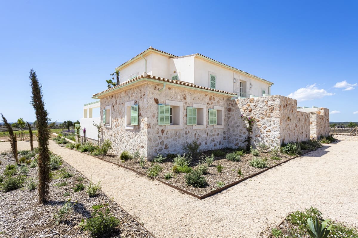 4 soveværelse Finca/Landehus til salg i Santanyi med swimmingpool - € 5.250.000 (Ref: 9036243)