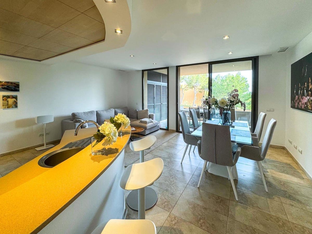 2 soveværelse Lejlighed til salg i Peguera / Paguera - € 649.000 (Ref: 9058570)