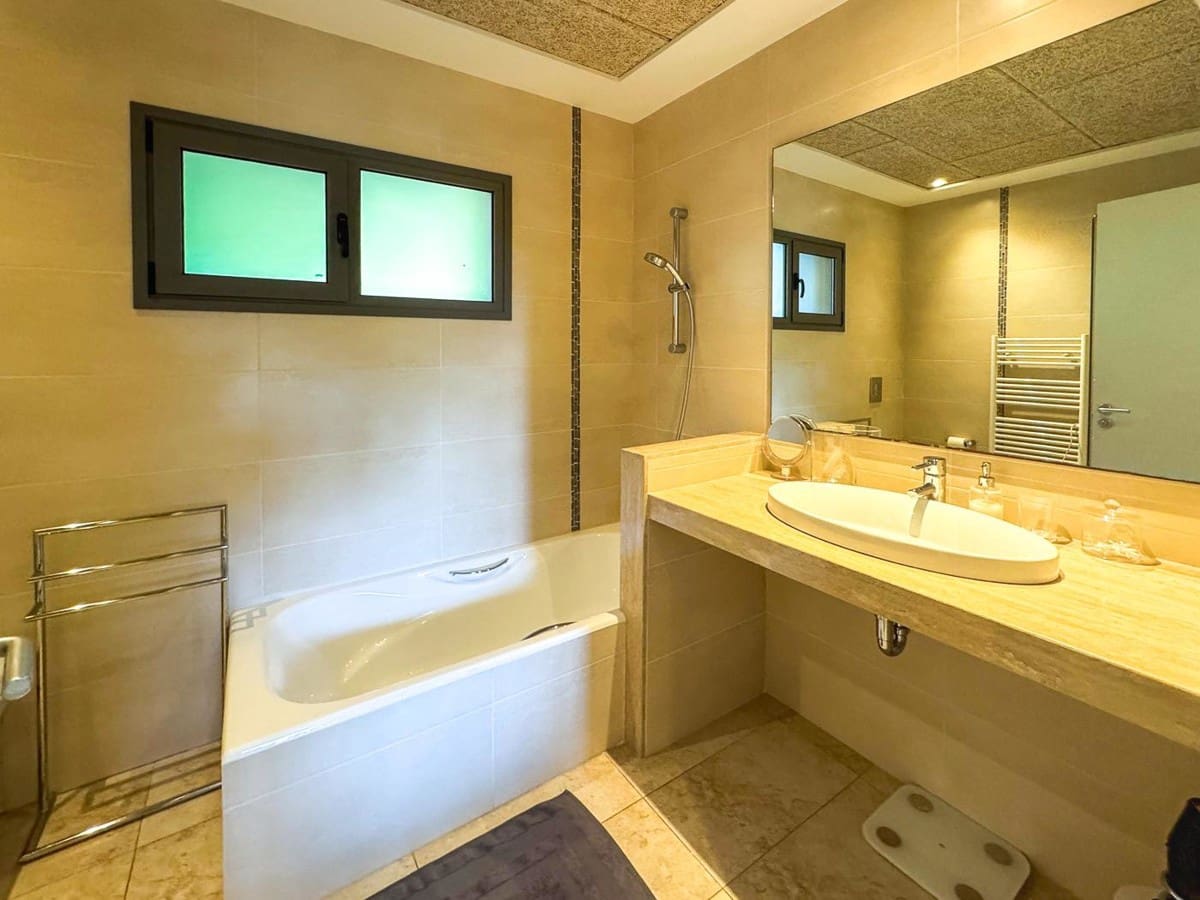 2 soveværelse Lejlighed til salg i Peguera / Paguera - € 649.000 (Ref: 9058570)