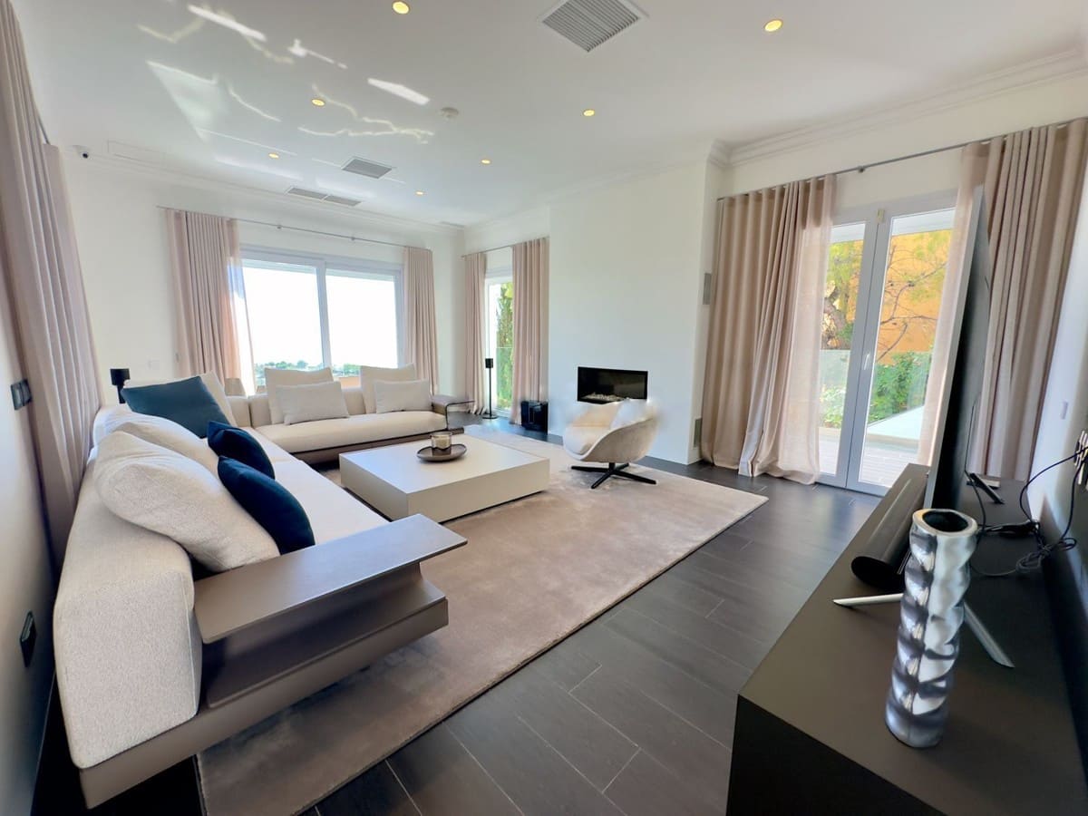 5 soverom Villa til salgs i Portals Nous med svømmebasseng - € 5 950 000 (Ref: 9058571)