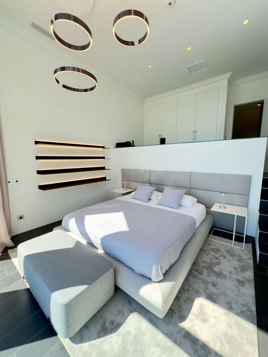 5 soverom Villa til salgs i Portals Nous med svømmebasseng - € 5 950 000 (Ref: 9058571)