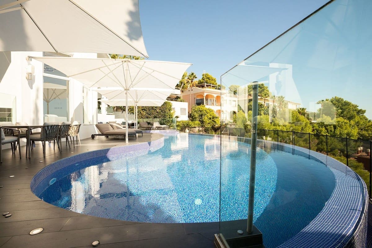 5 soverom Villa til salgs i Portals Nous med svømmebasseng - € 5 950 000 (Ref: 9058571)