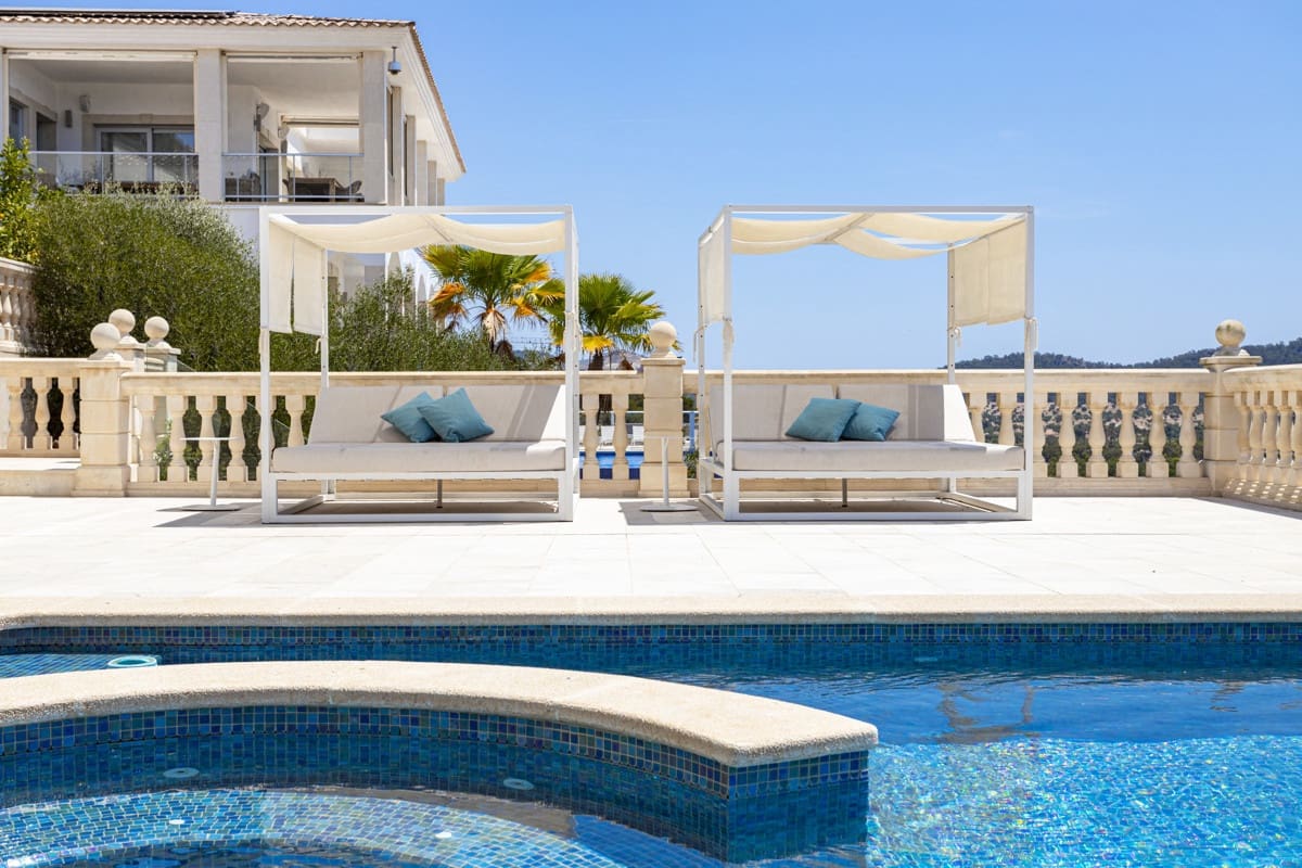 4 sypialnia Willa na sprzedaż w Santa Ponsa z basenem - 3 700 000 € (Ref: 9096995)