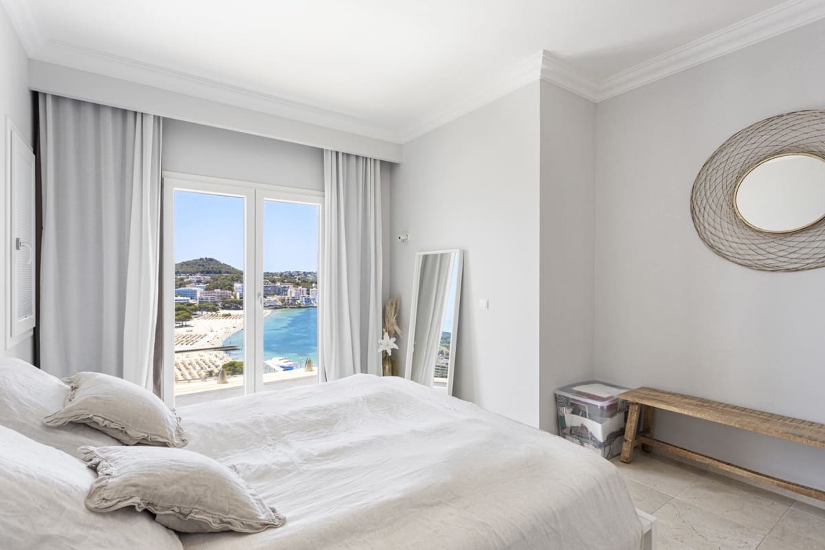 4 sypialnia Willa na sprzedaż w Santa Ponsa z basenem - 3 700 000 € (Ref: 9096995)