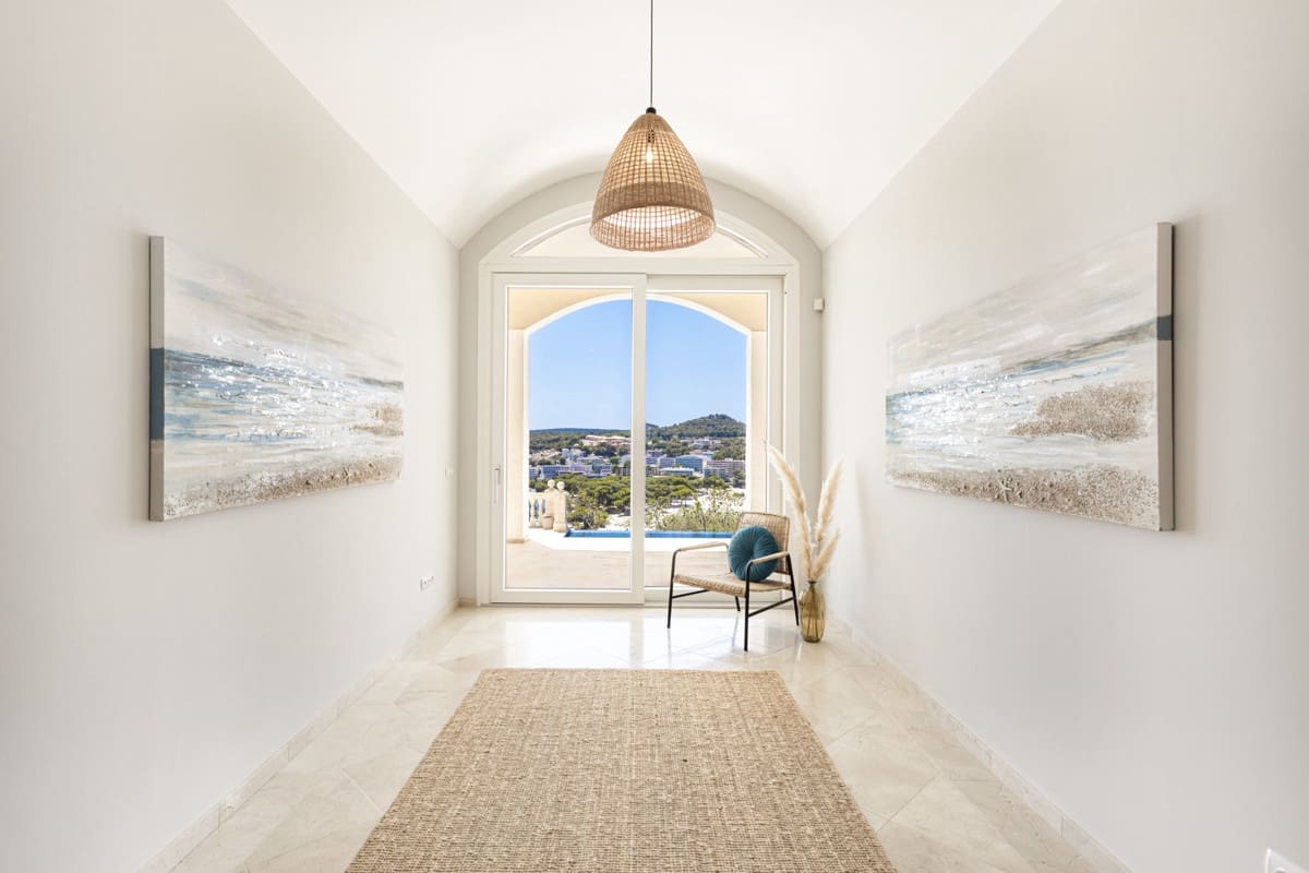 4 sypialnia Willa na sprzedaż w Santa Ponsa z basenem - 3 700 000 € (Ref: 9096995)