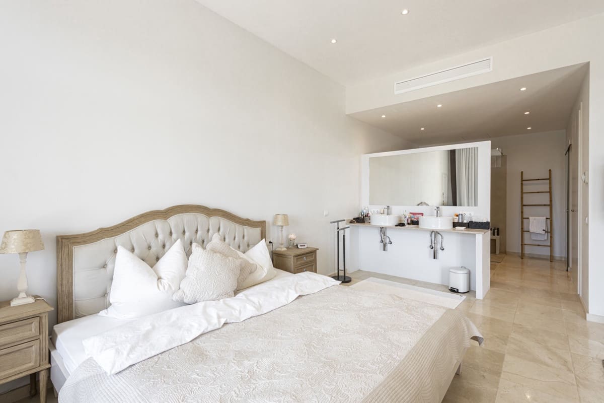 4 sypialnia Willa na sprzedaż w Santa Ponsa z basenem - 3 700 000 € (Ref: 9096995)