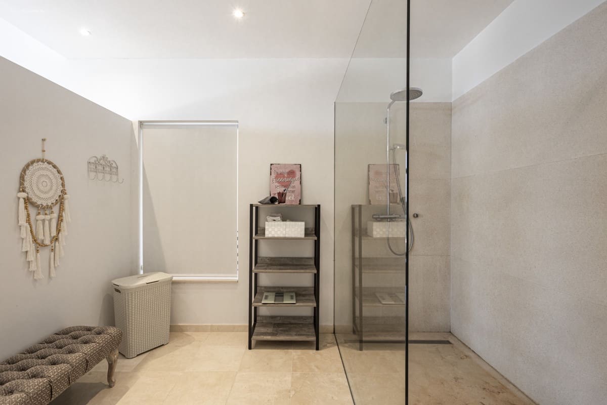 4 sypialnia Willa na sprzedaż w Santa Ponsa z basenem - 3 700 000 € (Ref: 9096995)