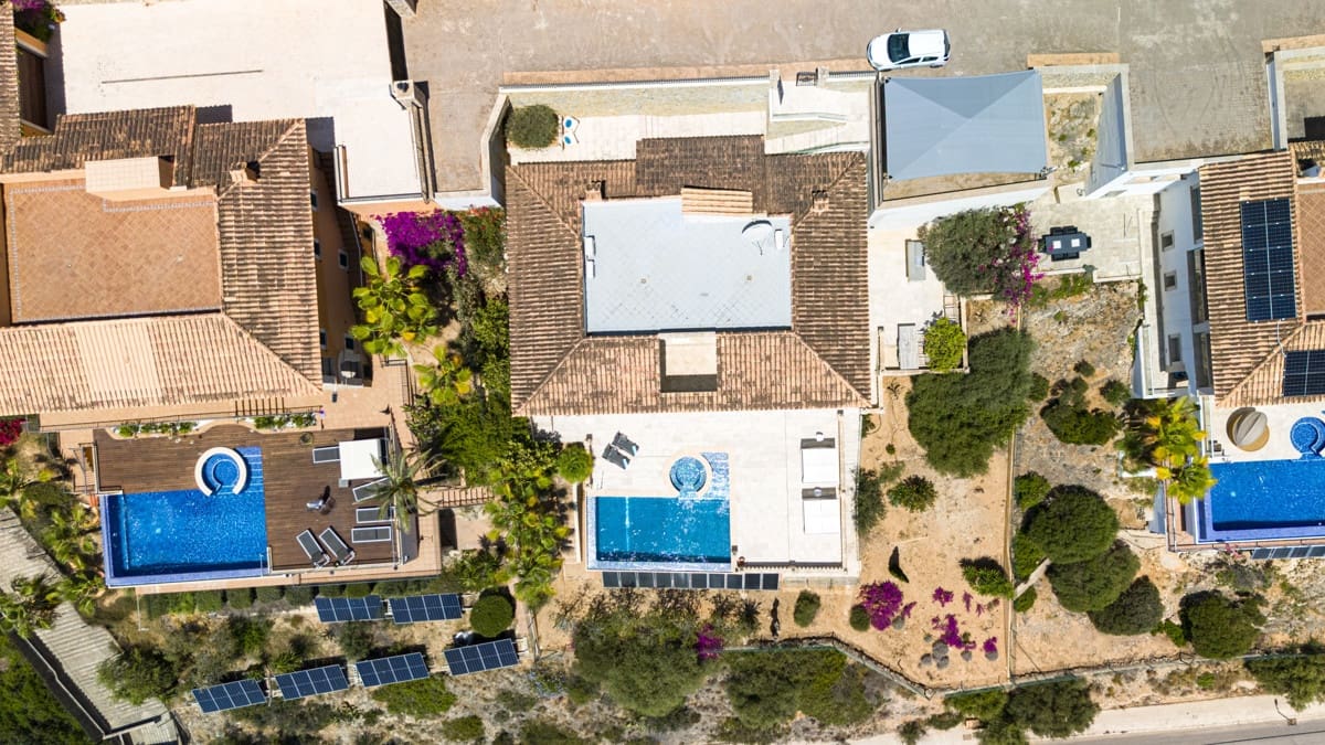 4 sypialnia Willa na sprzedaż w Santa Ponsa z basenem - 3 700 000 € (Ref: 9096995)