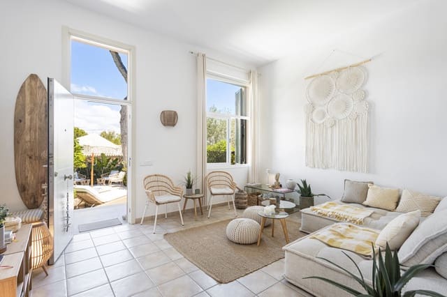 2 bedroom Flat for sale in Cala Vinyes / Cala Vinyas / Cala Viñas, Calvià with pool garage - € 675,000 (Ref: 9129319)