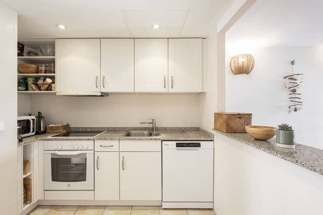 2 quarto Apartamento para venda em Cala Vinyes / Cala Vinyas / Cala Viñas, Calvià com piscina garagem - 675 000 € (Ref: 9129319)