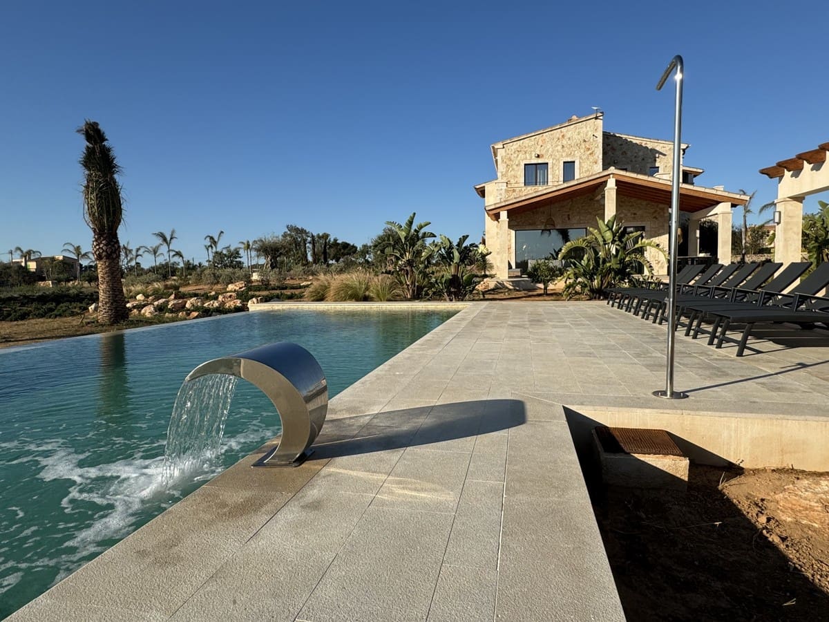 6 soverom Finca/Herregård til leie i Santanyi med svømmebasseng - € 8 500 (Ref: 9158685)