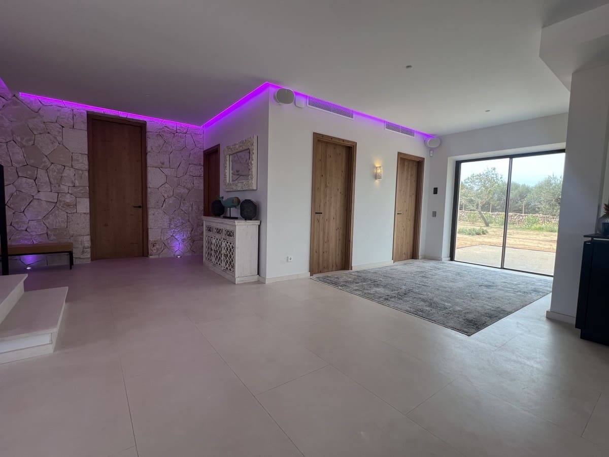 6 soverom Finca/Herregård til leie i Santanyi med svømmebasseng - € 8 500 (Ref: 9158685)