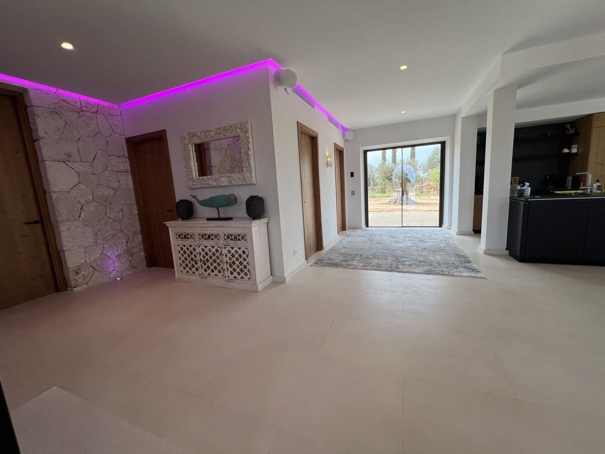 6 soverom Finca/Herregård til leie i Santanyi med svømmebasseng - € 8 500 (Ref: 9158685)