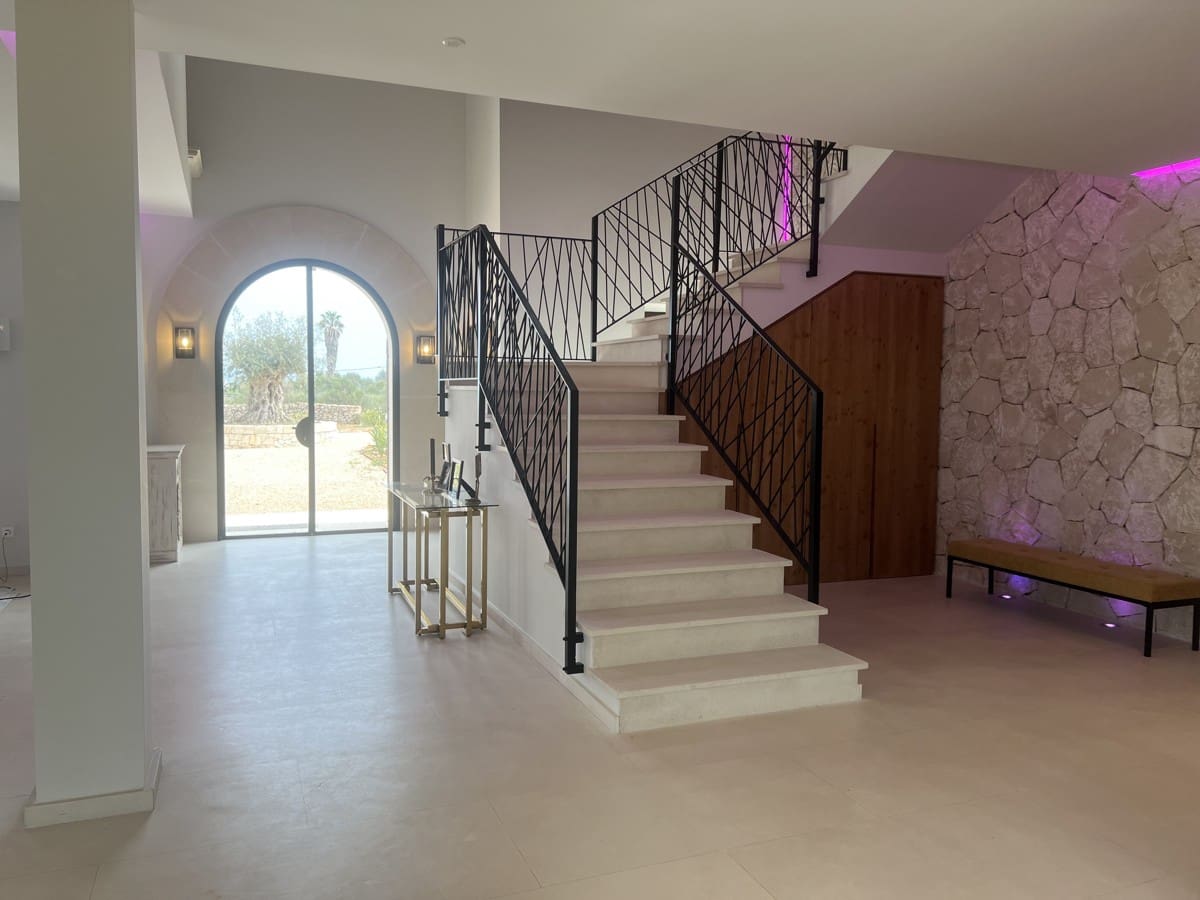 6 soverom Finca/Herregård til leie i Santanyi med svømmebasseng - € 8 500 (Ref: 9158685)