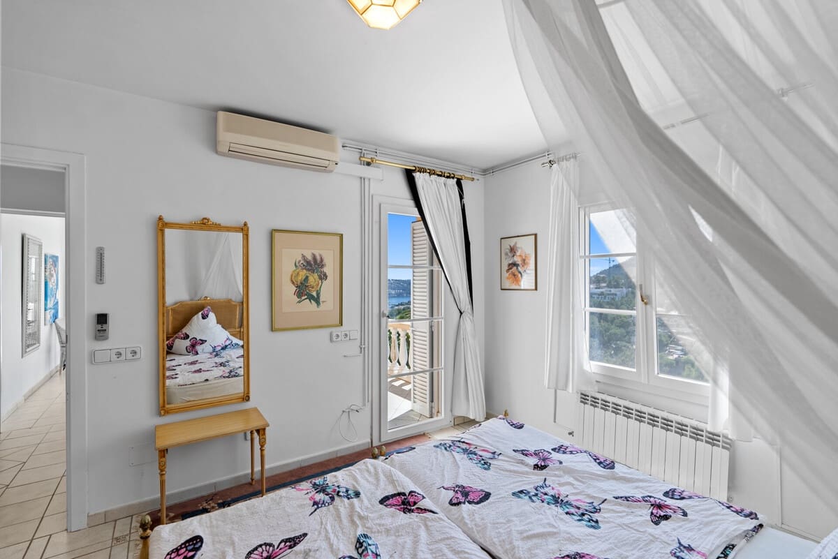 4 soveværelse Villa til salg i Puerto de Andratx med swimmingpool - € 3.900.000 (Ref: 9205756)