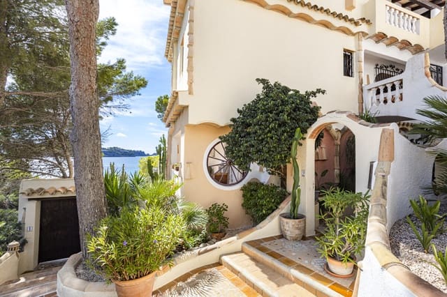 3 soveværelse Lejlighed til salg i Costa de la Calma, Calvià - € 1.600.000 (Ref: 9219461)