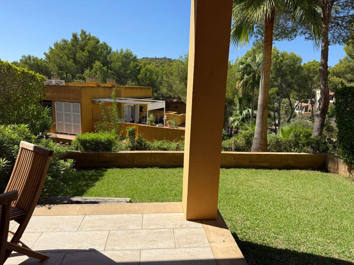 2 soveværelse Lejlighed til salg i Cala Fornells med swimmingpool - € 475.000 (Ref: 9263923)