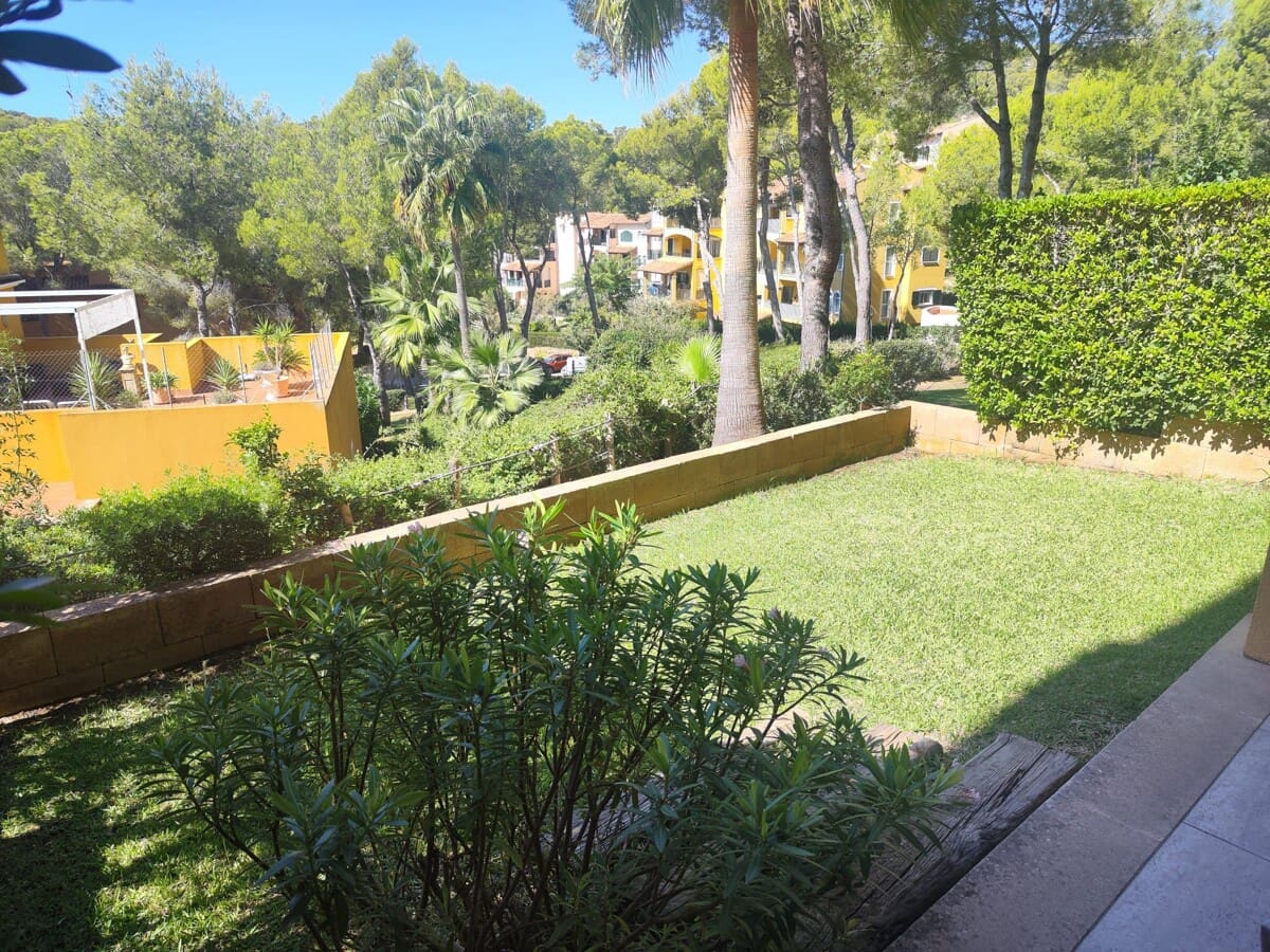 2 soveværelse Lejlighed til salg i Cala Fornells med swimmingpool - € 475.000 (Ref: 9263923)