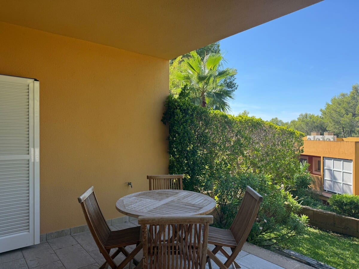 2 soveværelse Lejlighed til salg i Cala Fornells med swimmingpool - € 475.000 (Ref: 9263923)