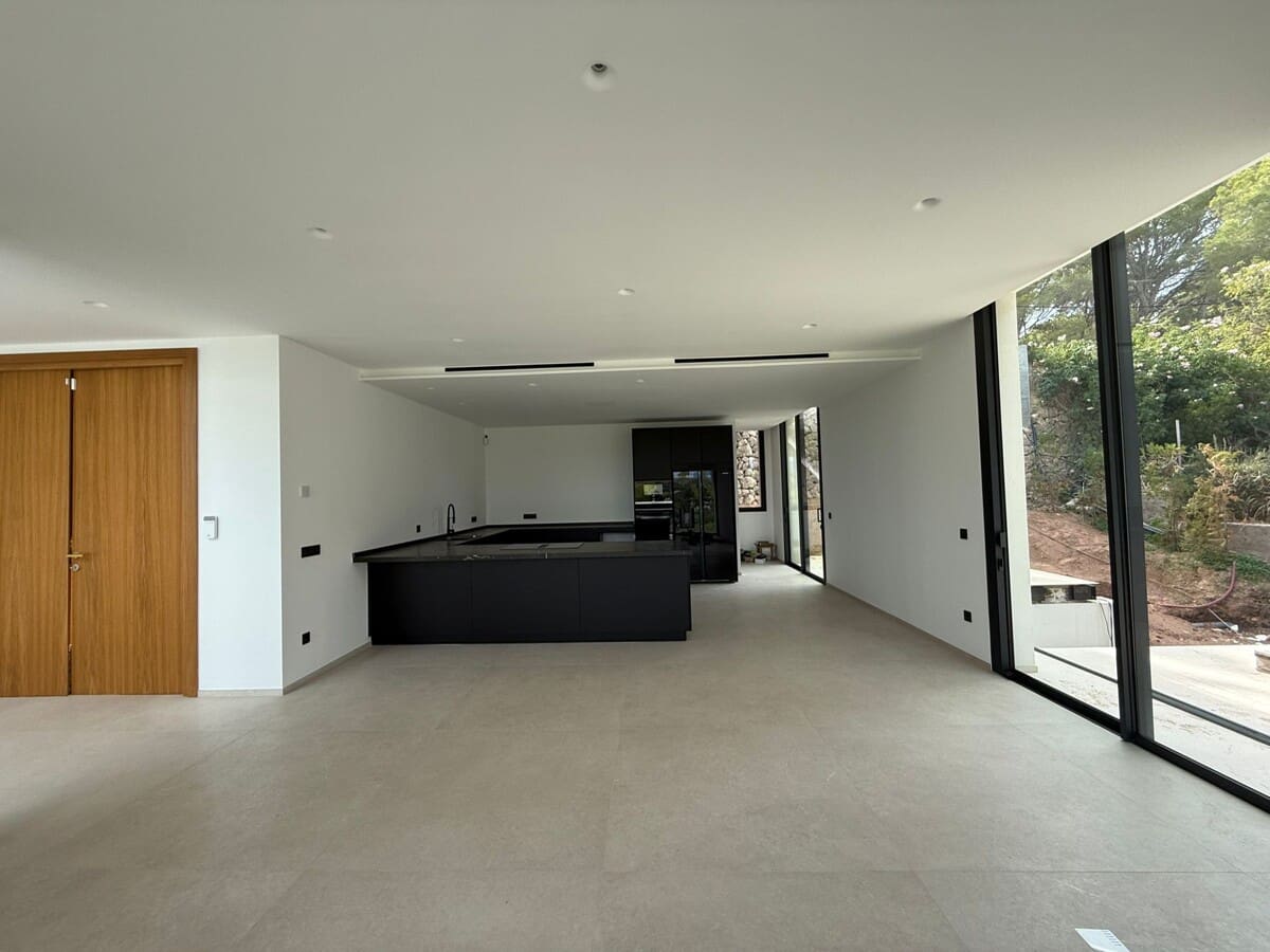 5 sovrum Villa till salu i Santa Ponsa med pool garage - 3 100 000 € (Ref: 9287195)