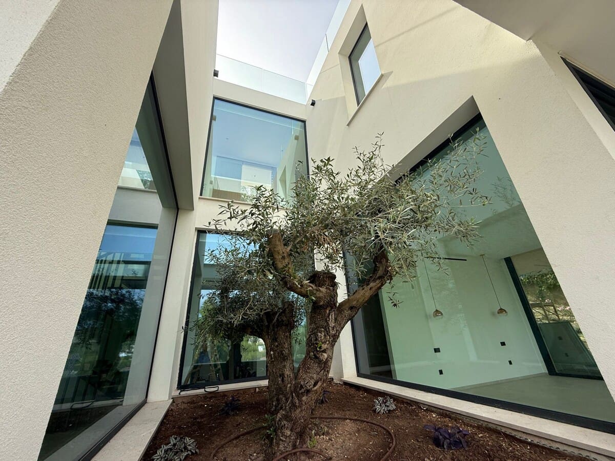 5 sovrum Villa till salu i Santa Ponsa med pool garage - 3 100 000 € (Ref: 9287195)