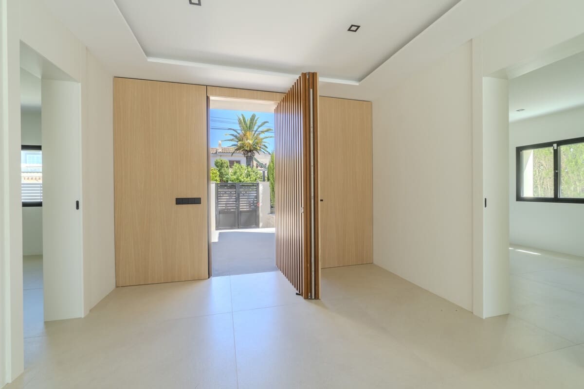 Chalet de 3 habitaciones en Badia Gran en venta con garaje - 1.800.000 € (Ref: 9287325)