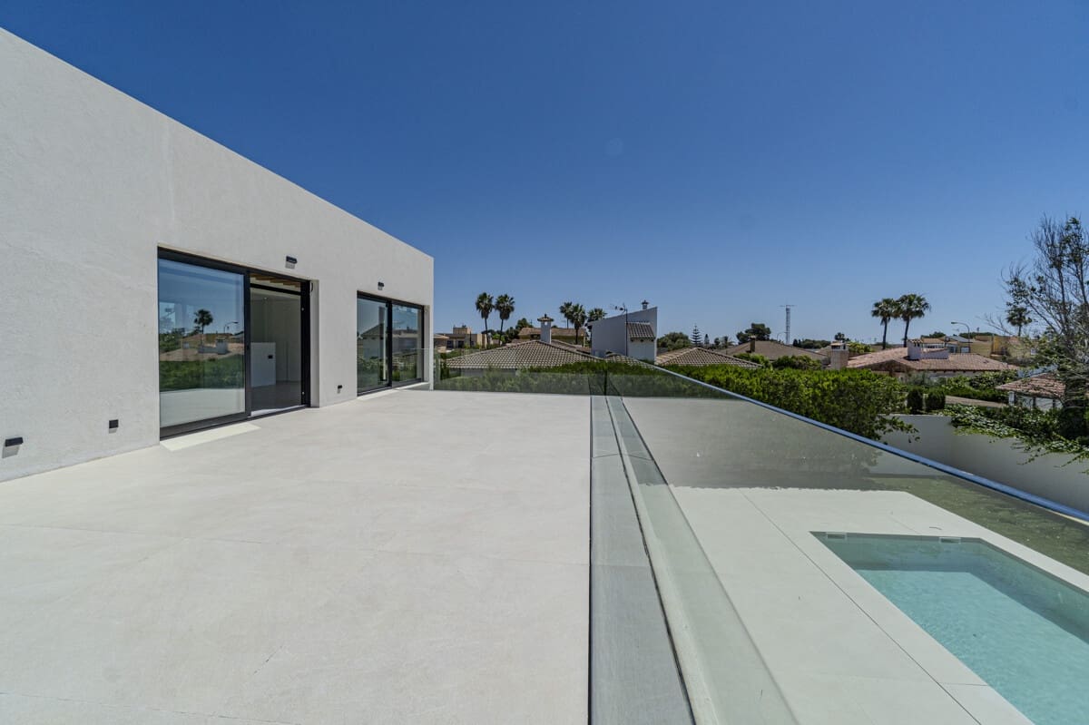 Chalet de 3 habitaciones en Badia Gran en venta con garaje - 1.800.000 € (Ref: 9287325)