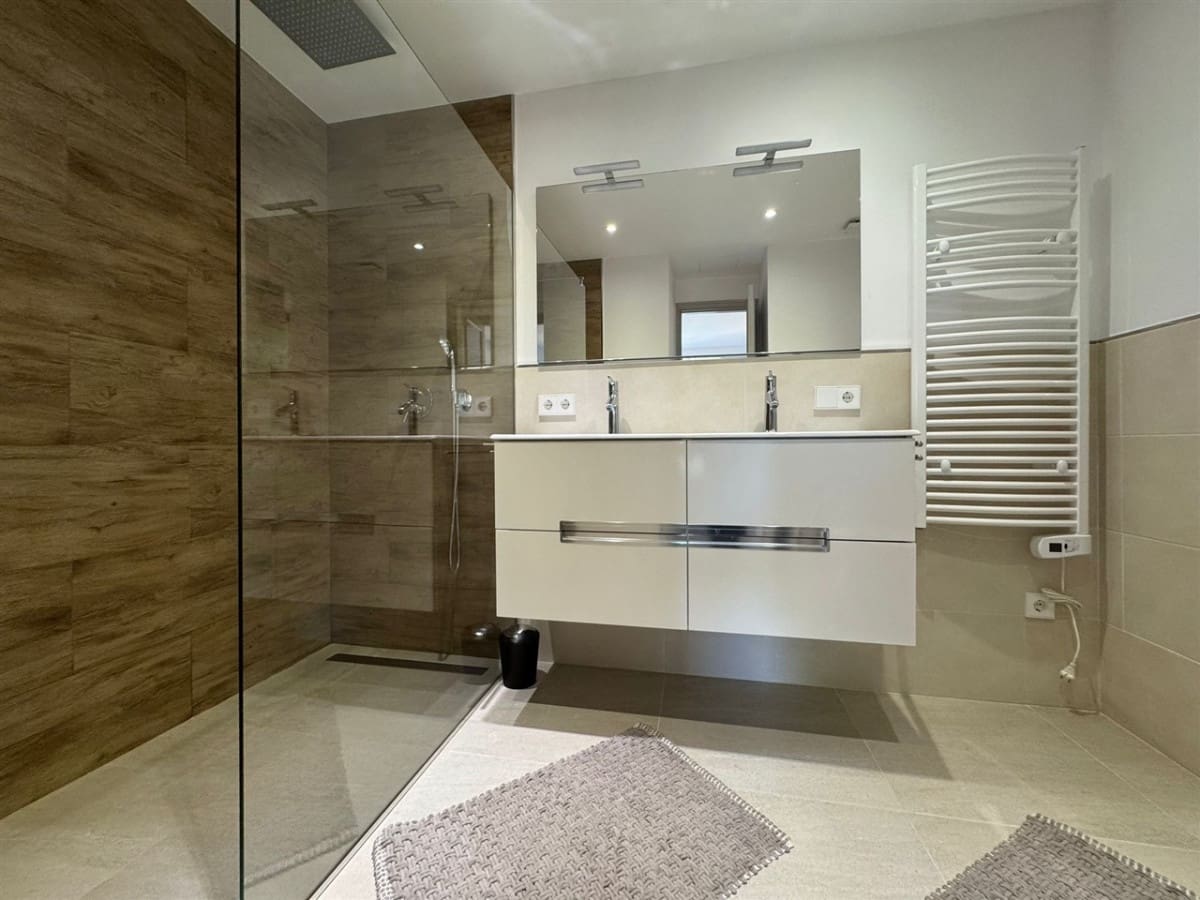 2 slaapkamer Flat te koop in Costa de la Calma - € 645.000 (Ref: 9294092)