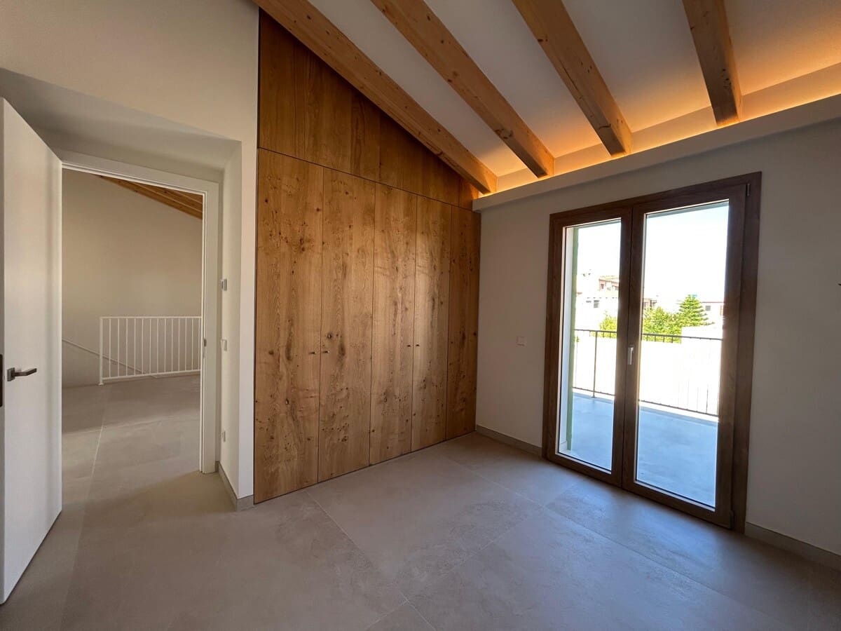 4 soveværelse Rækkehus til salg i Ses Salines med swimmingpool - € 1.600.000 (Ref: 9298998)