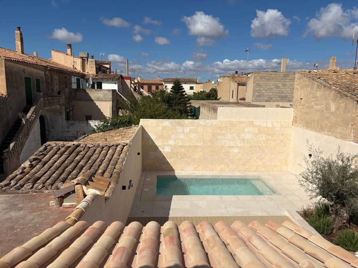 4 soveværelse Rækkehus til salg i Ses Salines med swimmingpool - € 1.600.000 (Ref: 9298998)